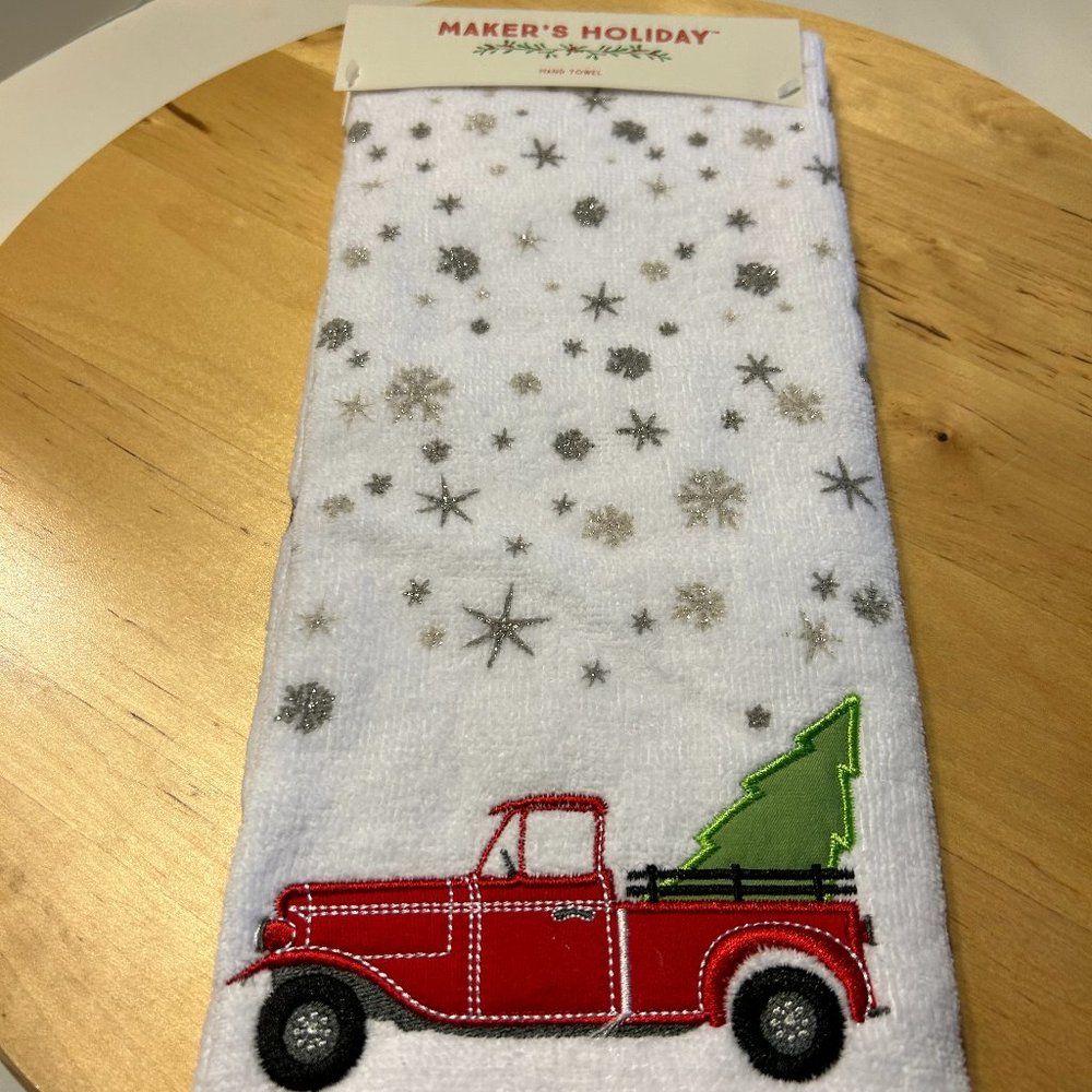 Maker's Holiday Christmas hand towel